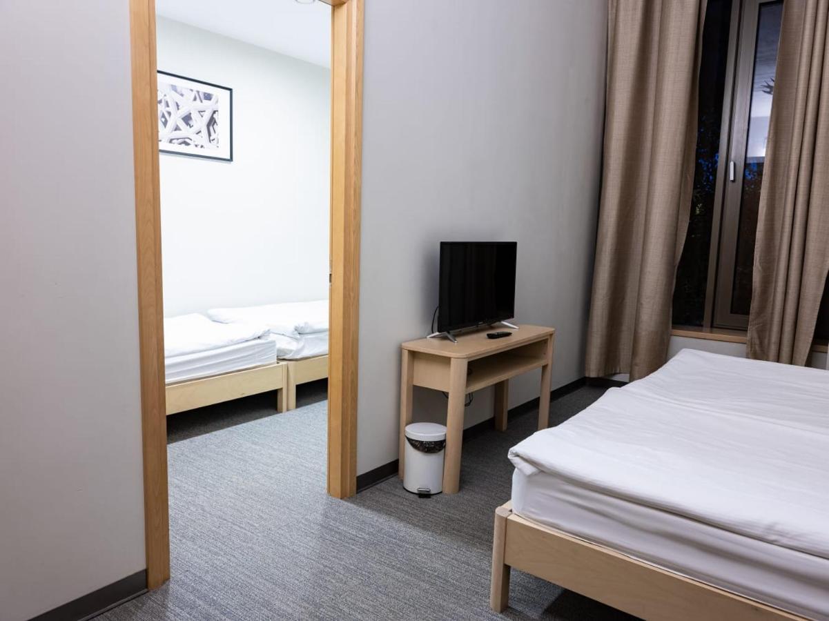 Zaliasis Slenis - Self Check-In Hotel - Free Parking Aukstkiemiai Extérieur photo