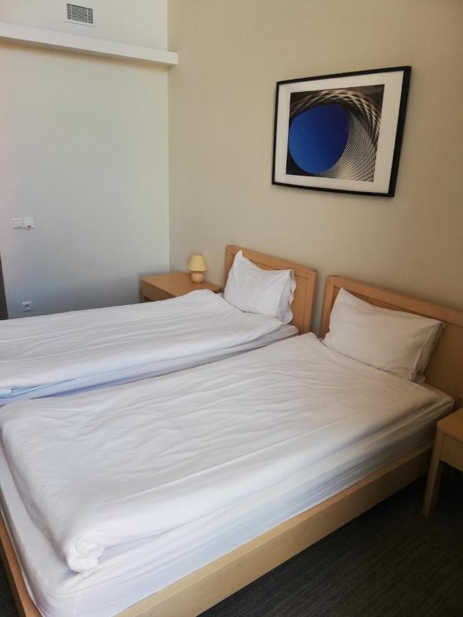 Zaliasis Slenis - Self Check-In Hotel - Free Parking Aukstkiemiai Extérieur photo